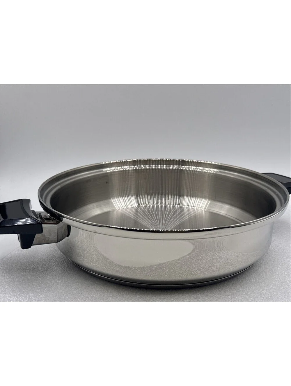 Vintage Kitchen Craft Stainless Steel West Bend Pan Skillet Unused 10.75” X 2.5”